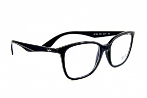 Ray-Ban