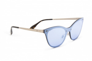 Ray-Ban